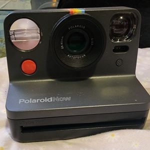 Polaroid now one step camera